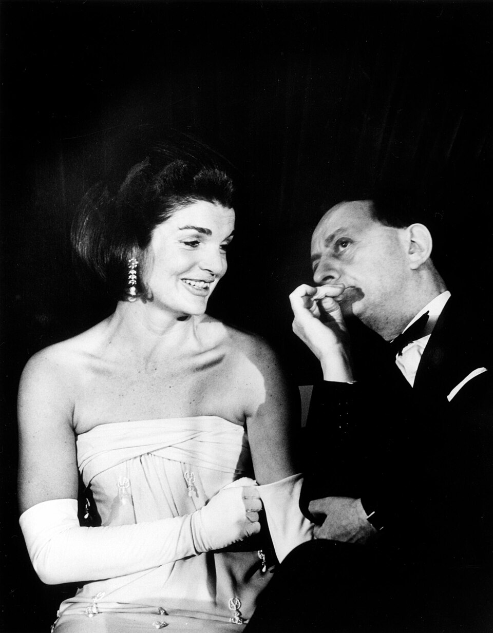 Jackie Kennedy's Role as a Cultural Ambassador for the United States During Foreign Trips
