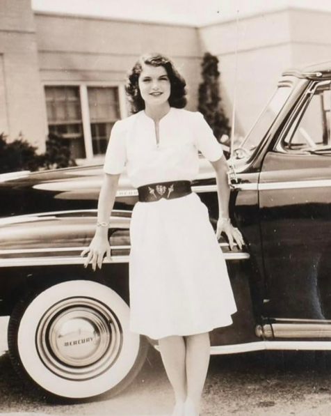 Jacqueline Bouvier graduated in 1951 with a Bachelor of Arts degree in French literature