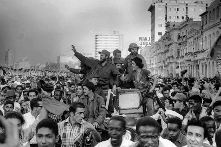 Castro enters Havana, begins transformation of Cuba with reforms and nationalizations