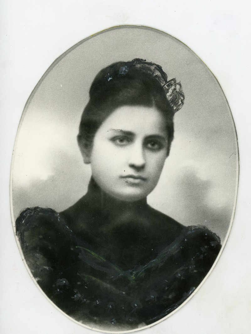 Stalin's Marriage to Kato Svanidze