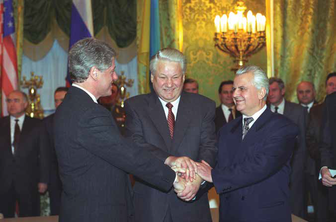 Nuclear missile accord signed by US and Russia.