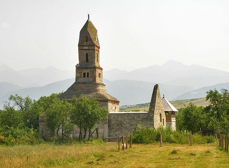 Moment image for Saint Nicholas Church in Câmpulung: Construction and History