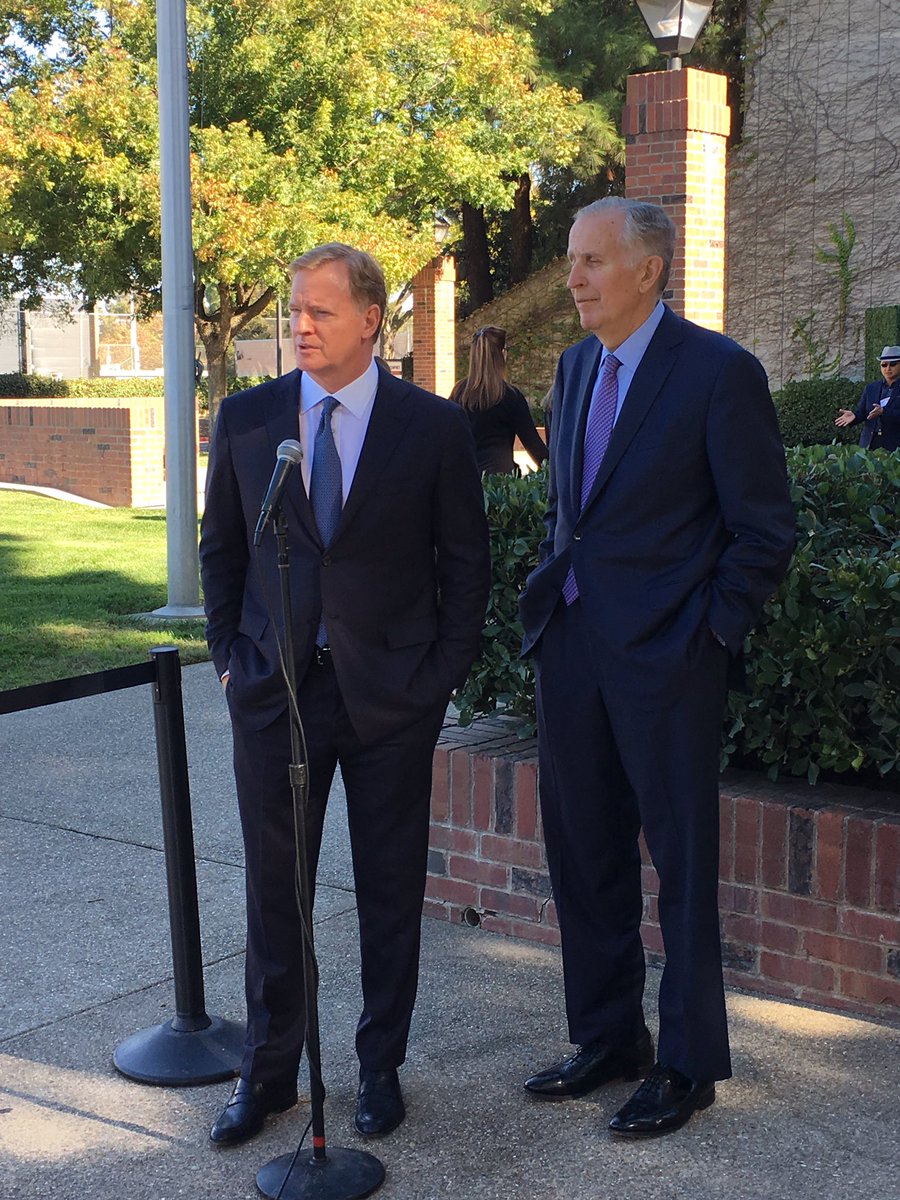 Moment image for Transition from Tagliabue to Goodell Era