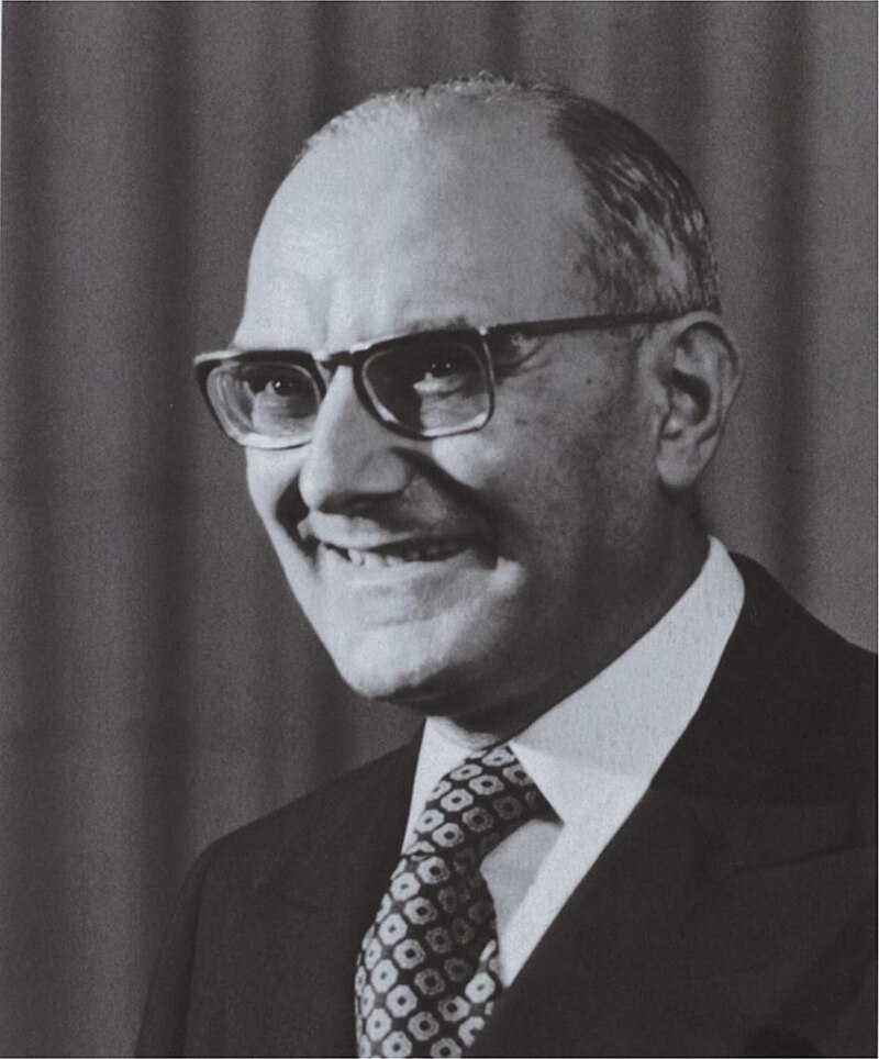 Moment image for Marcelo Caetano steps down as Prime Minister in historical political event.