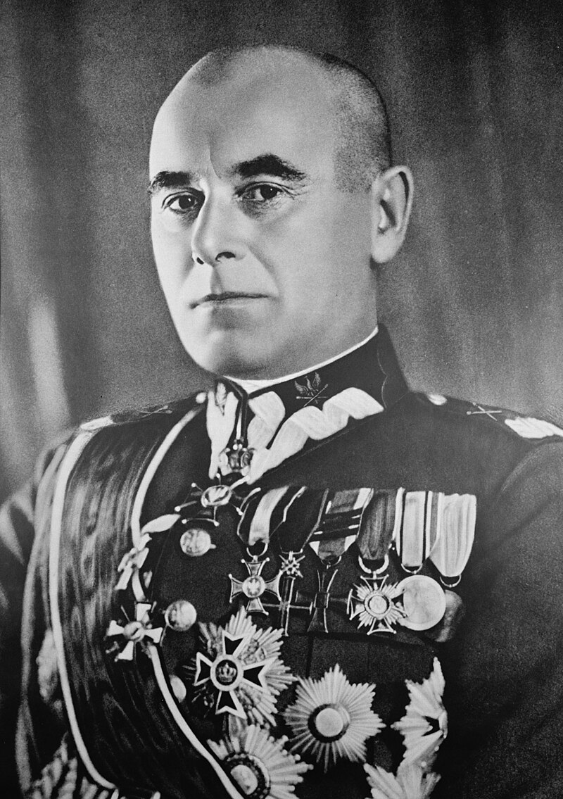 Moment image for Polish government and High Command interned in Romania
