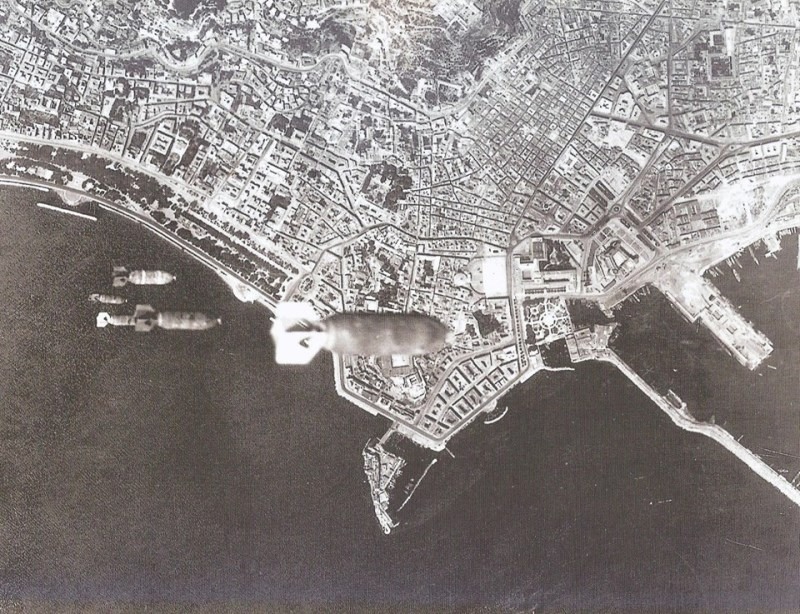 Moment image for American B-17 Bombing of Naples