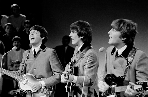 Moment image for The Beatles' 1964 World Tour Arrival