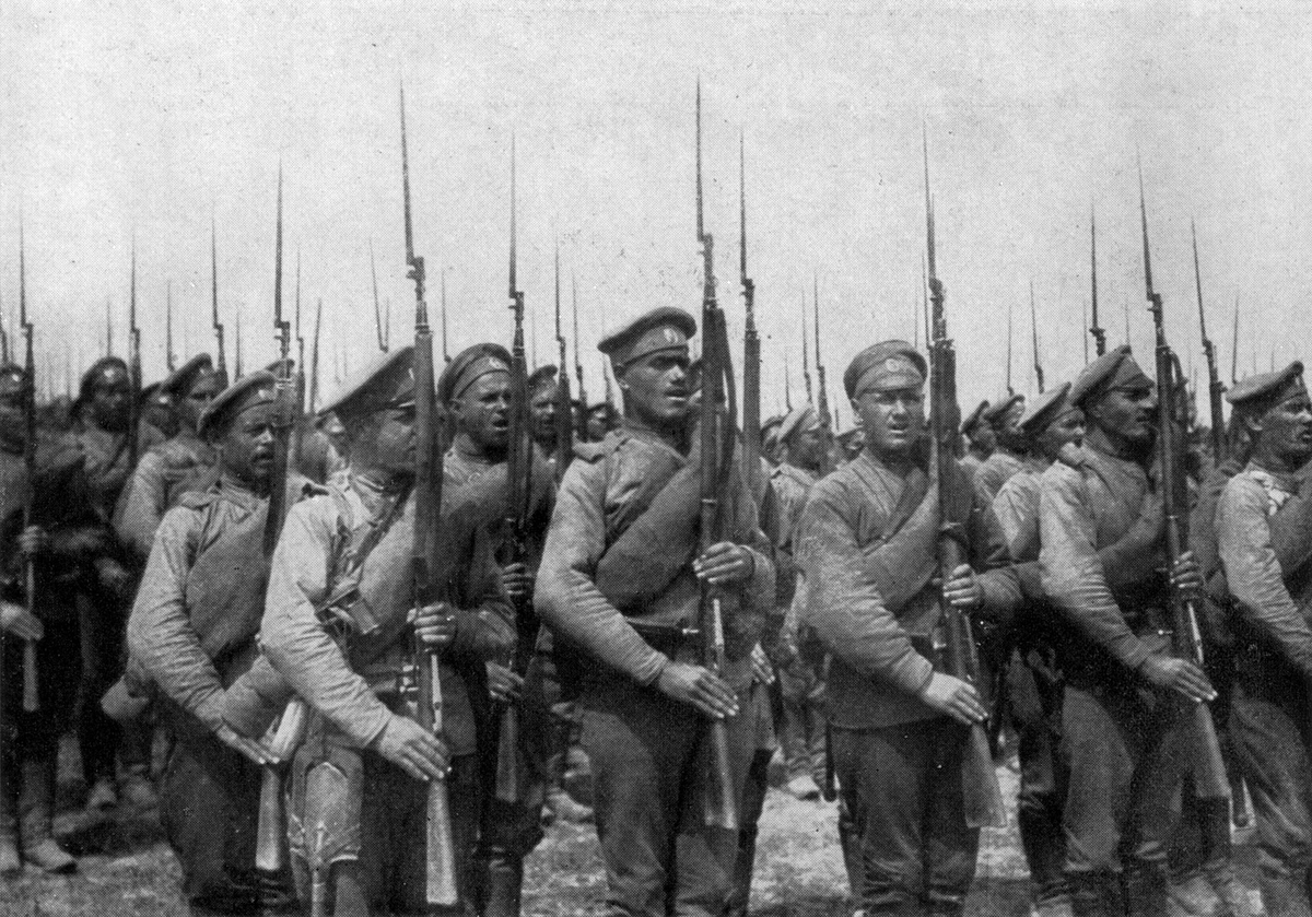 Moment image for Brusilov Offensive: Russian success and heavy casualties shift power in World War I.