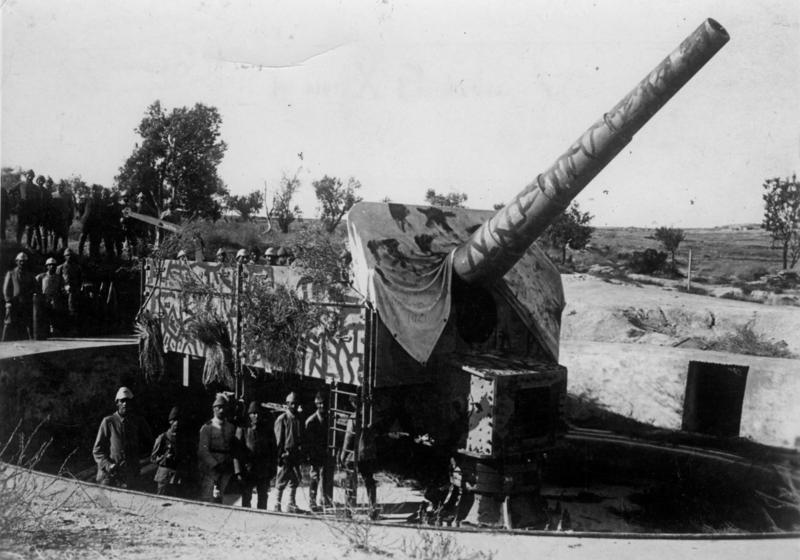 Moment image for Ottoman Empire fortifies Gallipoli Peninsula against Allied invasion, creating formidable defensive obstacles.