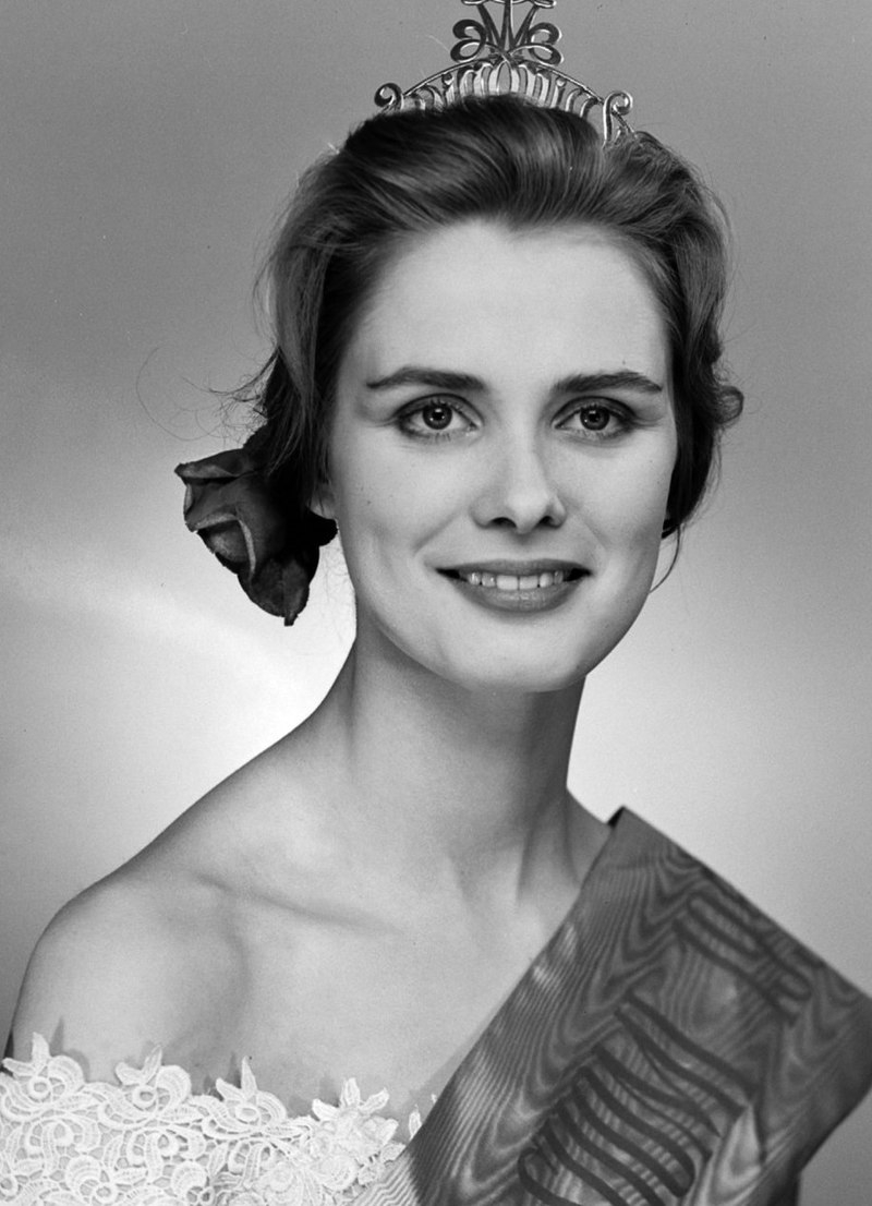 Moment image for Marita Lindahl: Finland's First Miss World Winner Influences Global Beauty Standards