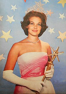 Moment image for Linda Bement: USA's Miss Universe Victory Shaping Beauty Pageantry and Cultural Exchange