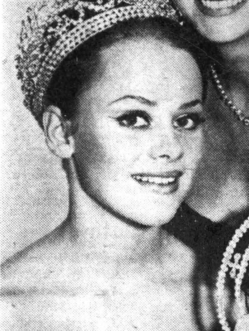 Moment image for Margareta Arvidsson Crowned Miss Universe in Miami Beach, Sweden Celebrates International Beauty Success
