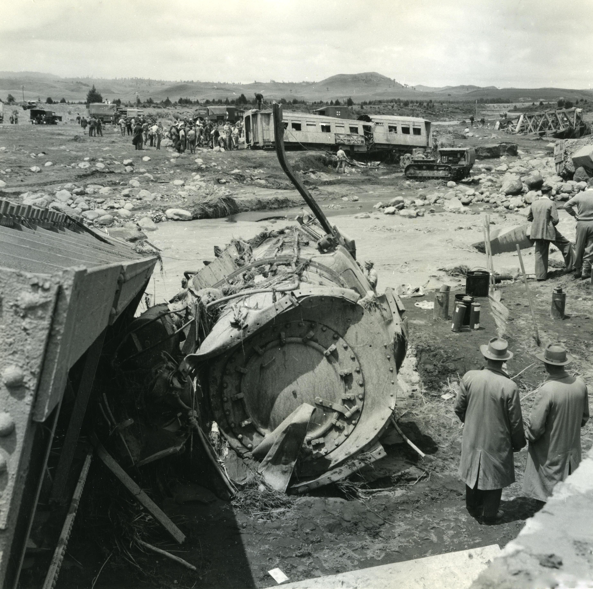 Moment image for Tragedy at Tangiwai: 151 Lives Lost