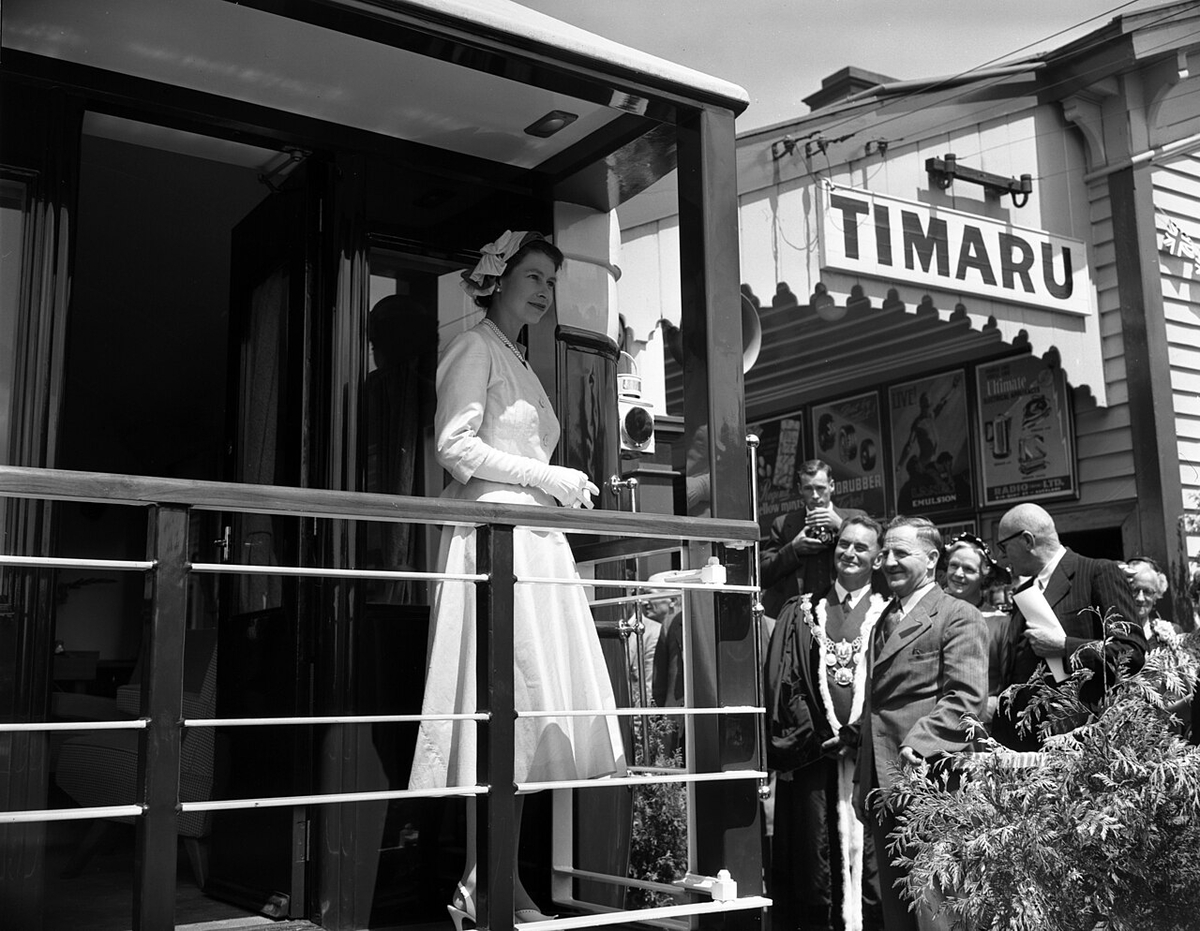 Moment image for Historic Reigning Monarch Tour.