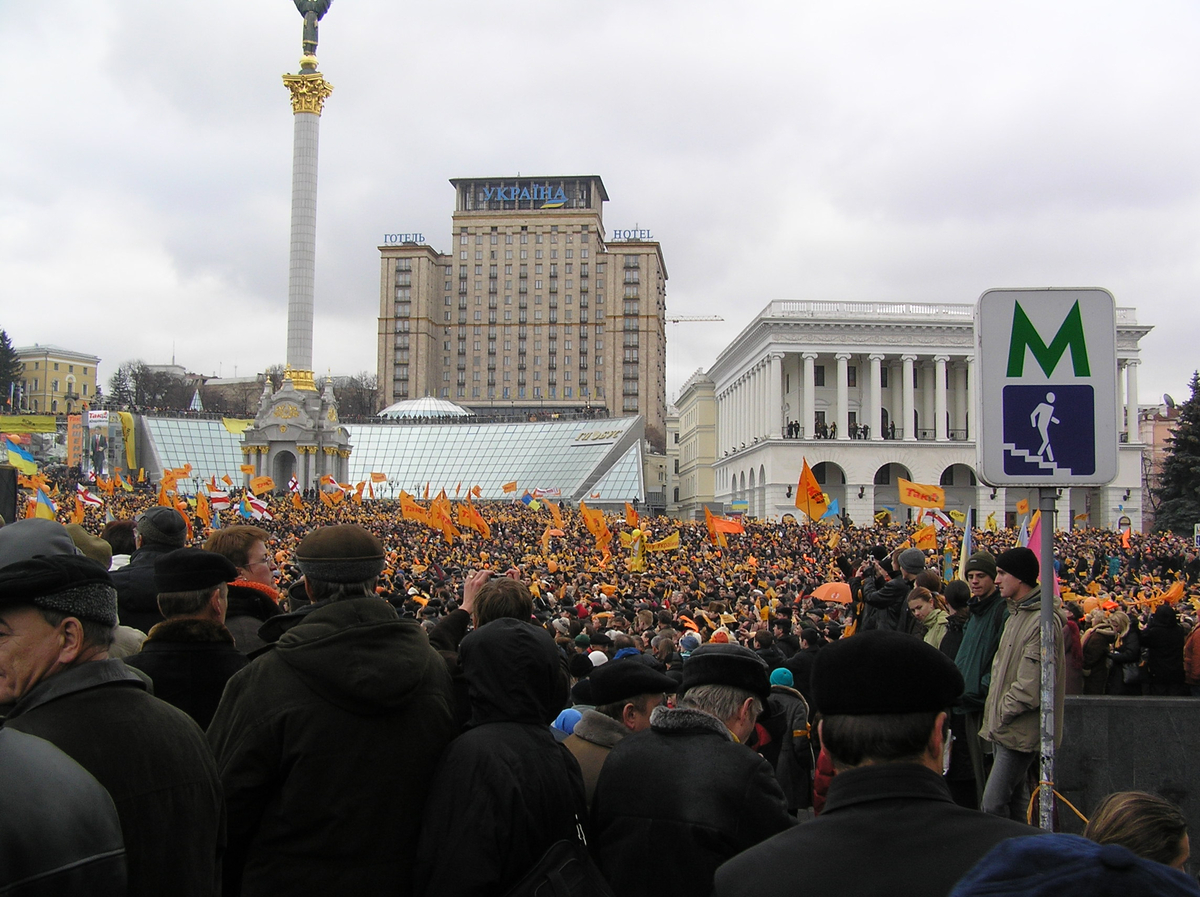 Moment image for Political upheaval in Eastern Europe.