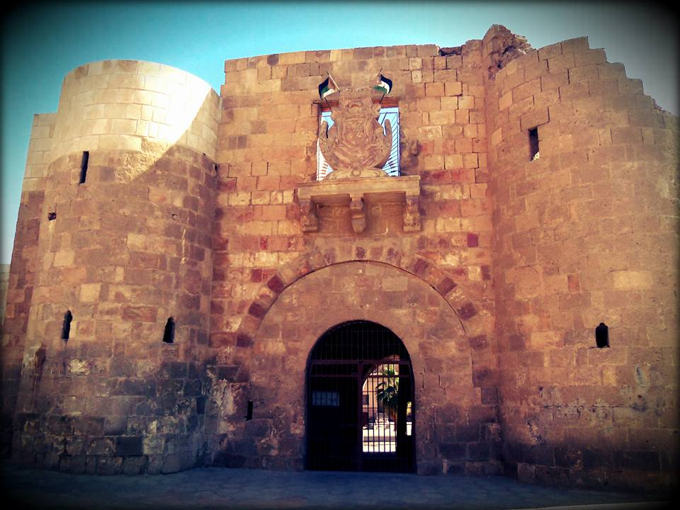 Moment image for Building Aqaba Fortress to safeguard the Great Hejaz Railway from threats.