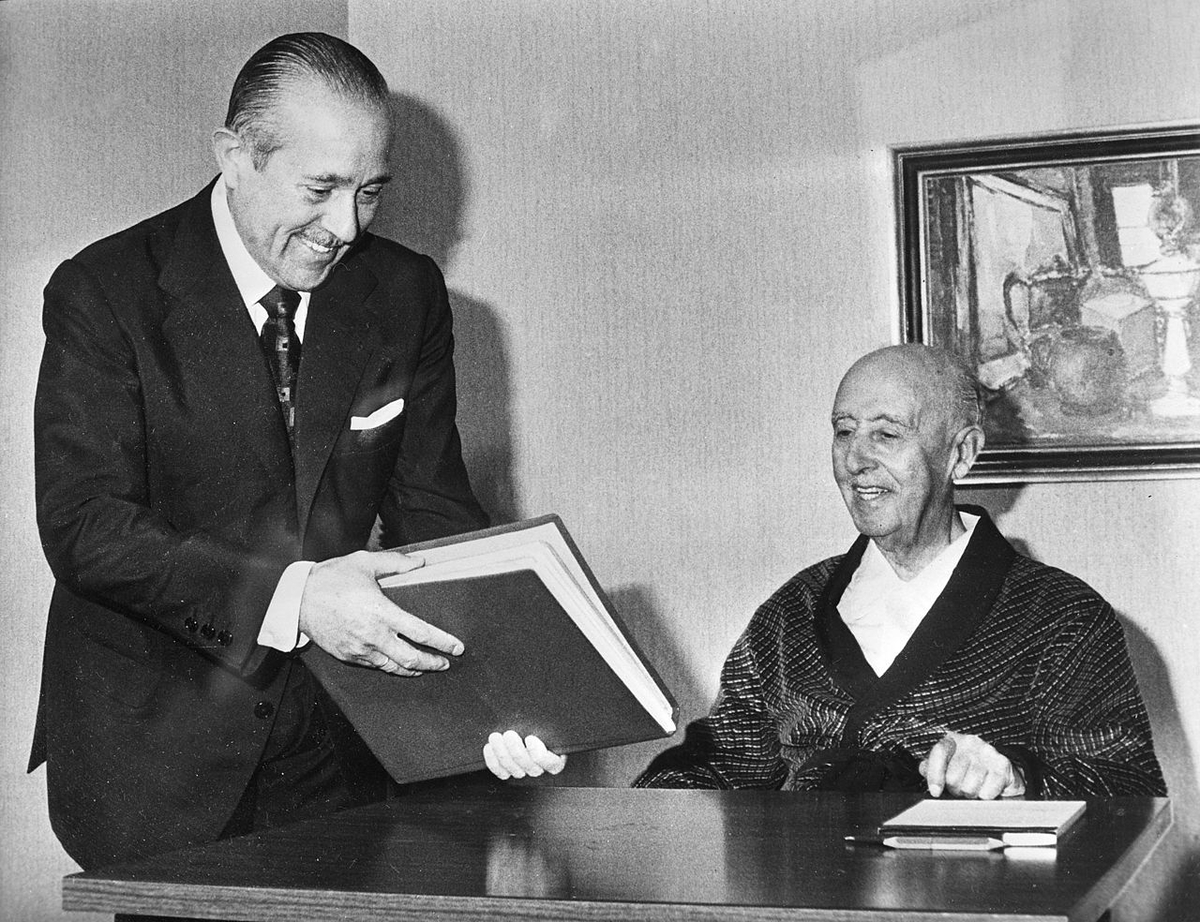 Moment image for Francisco Franco's death led to the restoration of the monarchy under Juan Carlos I.