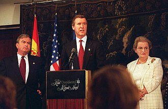 Moment image for The 1997 NATO Summit was hosted by Spain.