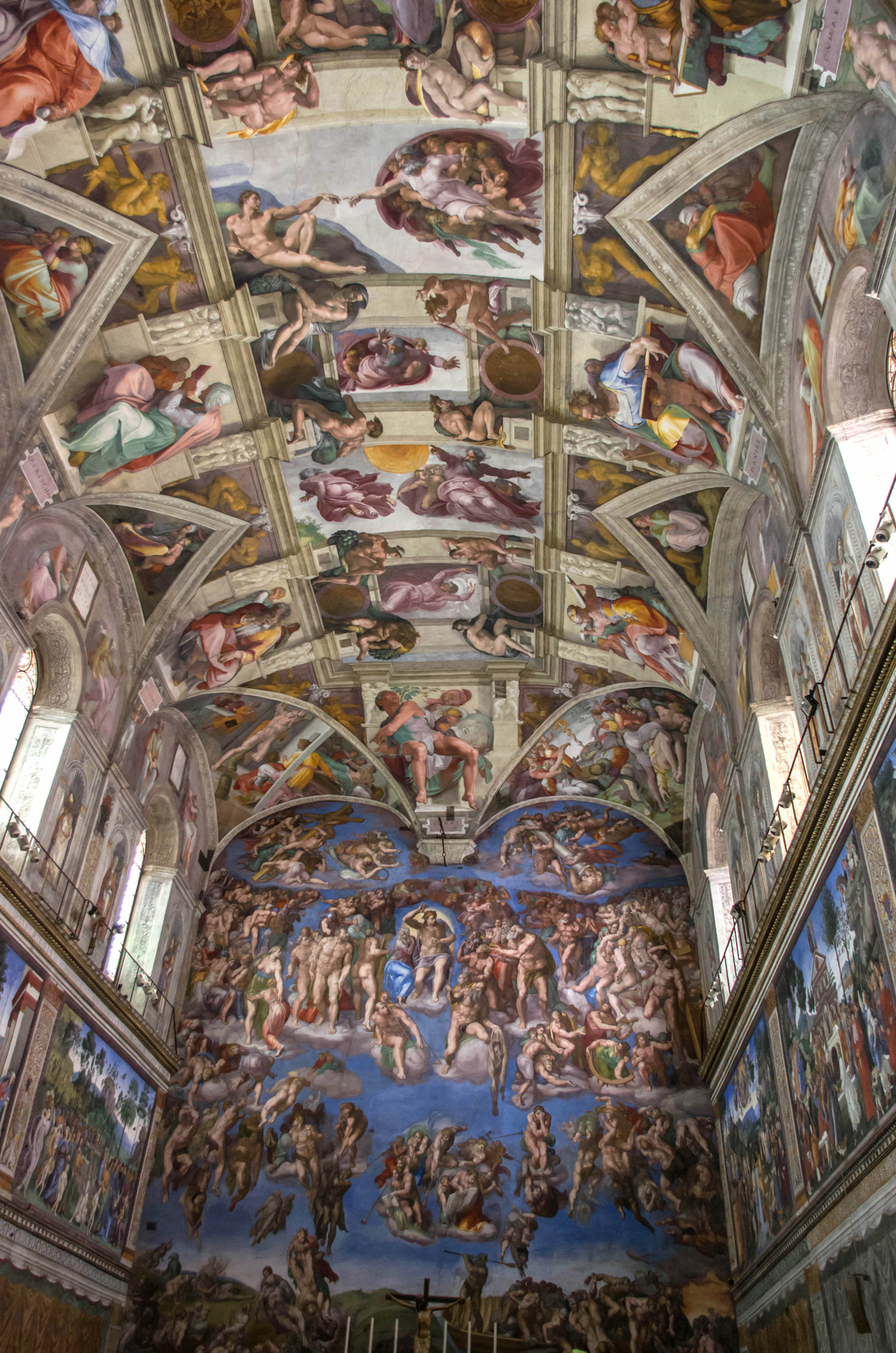 Moment image for Michelangelo's Sistine Chapel Frescoes Debut