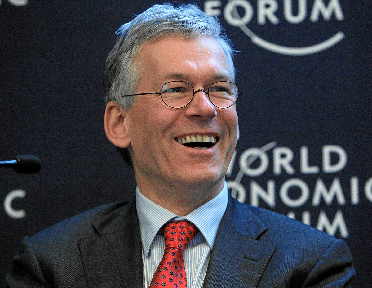Moment image for Frans van Houten Becomes Philips CEO