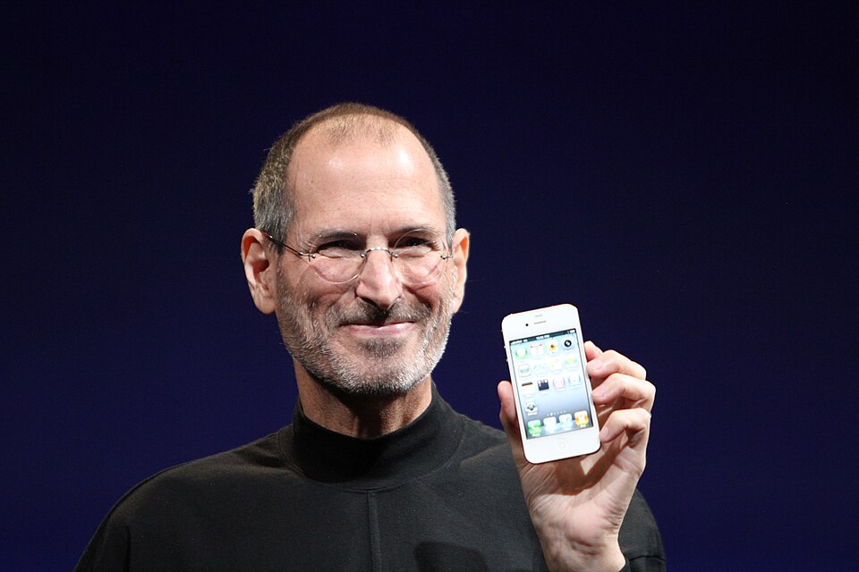 Moment image for Apple released the iPhone 4