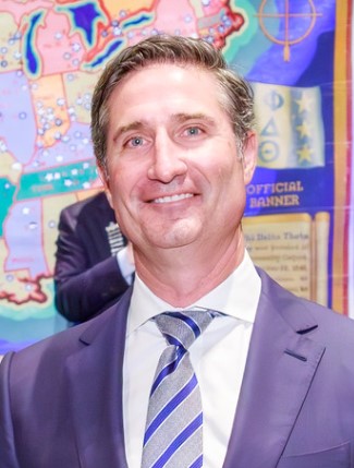 Moment image for Brian Niccol Becomes CEO of Starbucks