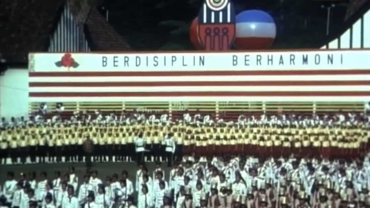 Moment image for Dr. Mahathir Mohamad Becomes Prime Minister