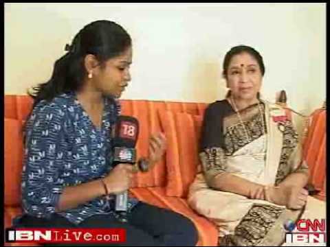 Moment image for Asha Bhosle Receives Padma Vibhushan