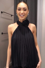 R'Bonney Gabriel: First Filipino-American Miss Universe, Champion of Sustainable Fashion