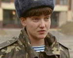Pilot Nadiya Savchenko freed from Russian prison